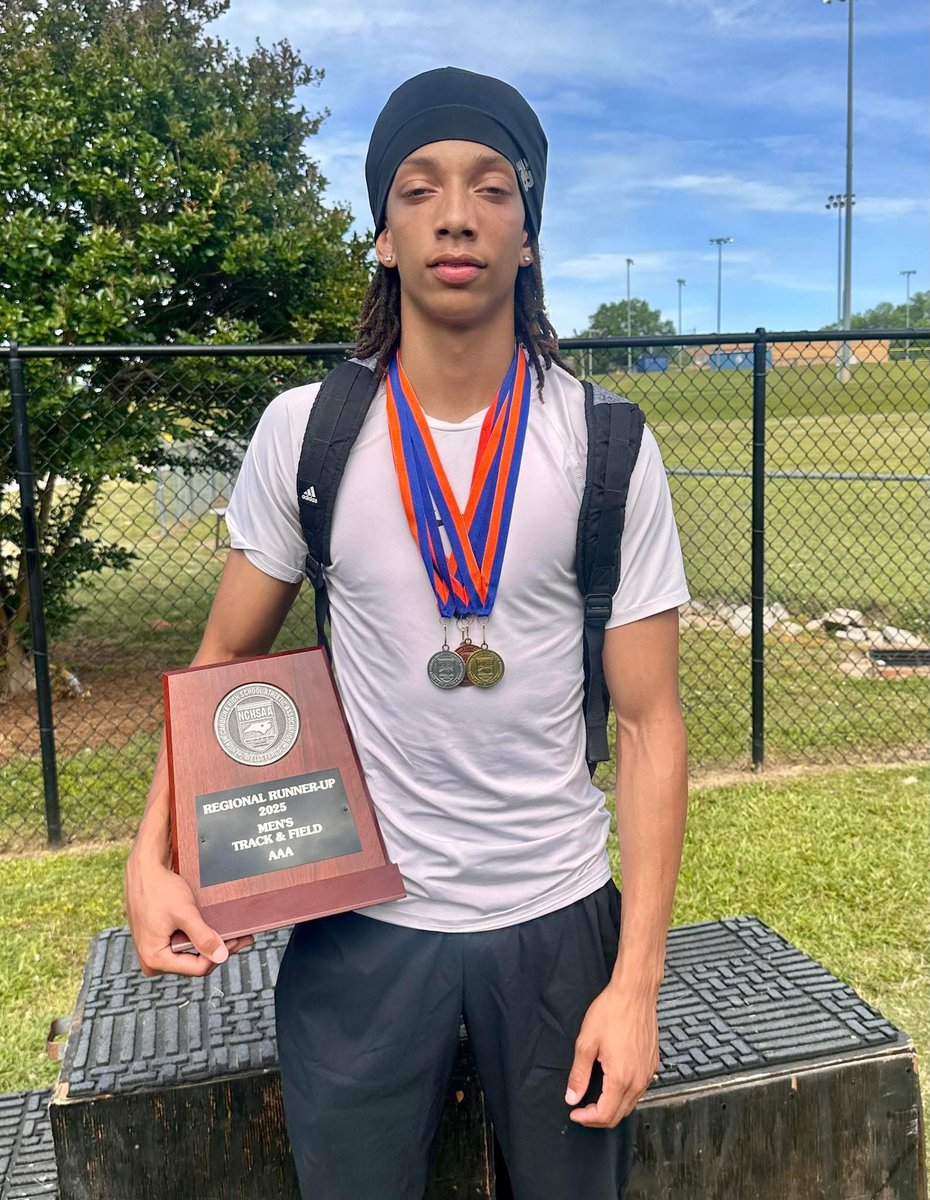 Ezra Meachem tweet media