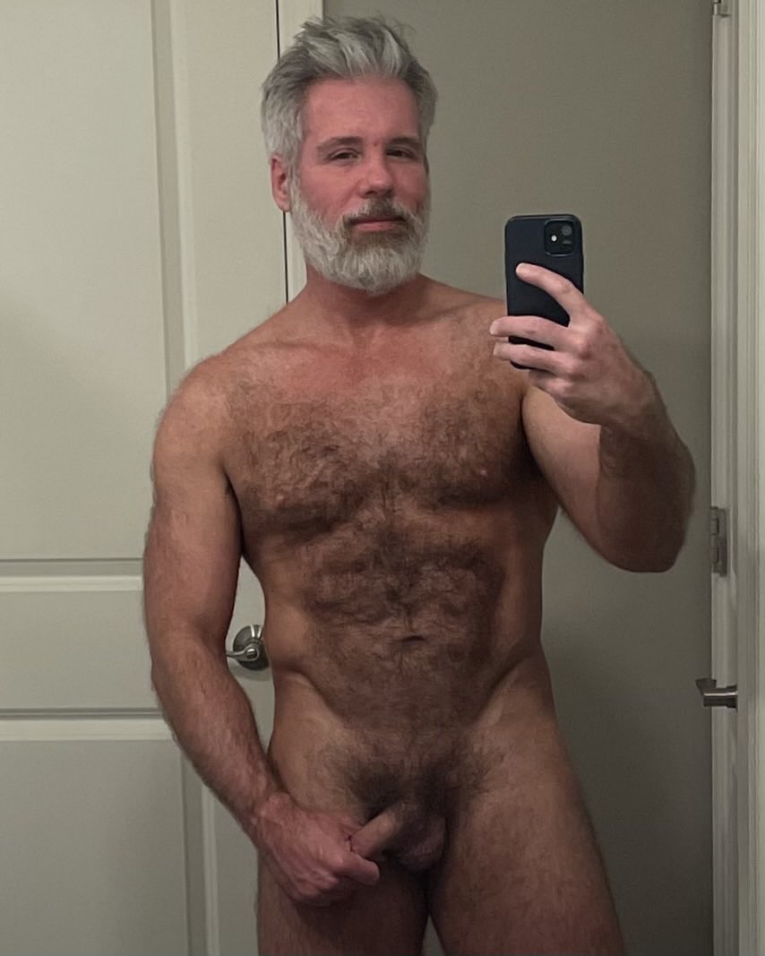 Hope you’re having a good weekend!😈