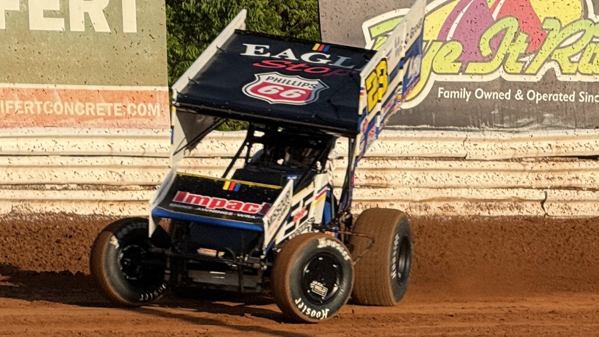 brianseventy7's tweet photo. Round #2 for the @WorldofOutlaws in Pennsylvania @WilliamsGrove https://t.co/cxk2ek8Gvd