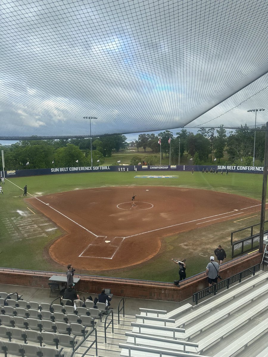 JMU Softball (@jmusoftball) on Twitter photo Tarp is gone, letβs play some softball βΌοΈβΌοΈ
The Dukes will have runners on the corners with two out in a 2-2 game with <a href="/RaeganWall24/">Raegan Wall:)</a> up to bat!
#GoDukes Tarp is gone, letβs play some softball βΌοΈβΌοΈ
The Dukes will have runners on the corners with two out in a 2-2 game with <a href="/RaeganWall24/">Raegan Wall:)</a> up to bat!
#GoDukes