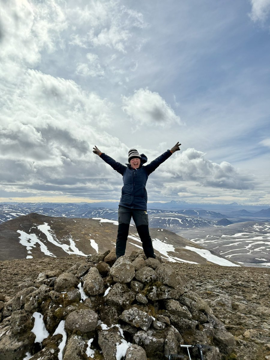 Valentina Erastova (@v_erastova) on Twitter photo Off the beaten track onto þjóðfell for permafrost samples ⛏️🗻
Our last day in Iceland on <a href="/TheUKCA/">UK Centre for Astrobiology</a> trip, next group arrives on Monday Off the beaten track onto þjóðfell for permafrost samples ⛏️🗻
Our last day in Iceland on <a href="/TheUKCA/">UK Centre for Astrobiology</a> trip, next group arrives on Monday