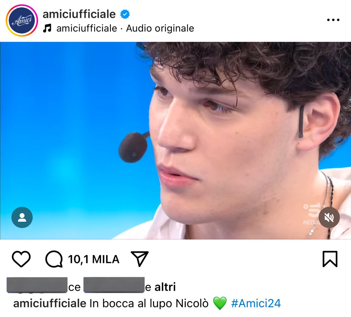 _cielodiperle's tweet photo. DIECIMILA fottuti commenti sotto il post dell’eliminazione di Nicolò aiutatemi a dire il VINCITORE del programma
#amici24 https://t.co/11r35zyL1d