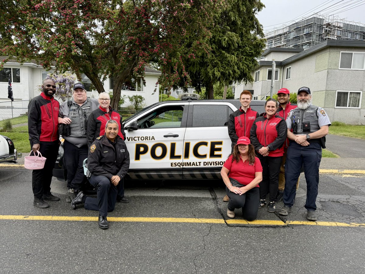 Del Manak (@chiefmanak) on Twitter photo Love the <a href="/EsquimaltBC/">TownshipOfEsquimalt</a> Buccaneer Days Parade. <a href="/vicpdcanada/">Victoria Police</a> joined in the fun. Such a great tradition in Esquimalt with festivities continuing over the weekend. VicPD at the judges table selecting the best parade entries & will be out celebrating the ESQ community spirit. Love the <a href="/EsquimaltBC/">TownshipOfEsquimalt</a> Buccaneer Days Parade. <a href="/vicpdcanada/">Victoria Police</a> joined in the fun. Such a great tradition in Esquimalt with festivities continuing over the weekend. VicPD at the judges table selecting the best parade entries & will be out celebrating the ESQ community spirit.