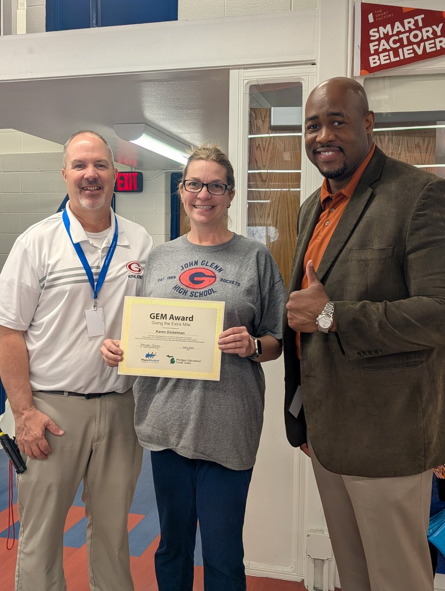 Congratulations to our GEM award winners Erica Maus (Roosevelt-McGrath), Jennifer Ferris (Wildwood), Karen Dickelman (John Glenn), and Michael Deckert (WWIA). Thank you for going the extra mile! Click below to learn more about our awardees. 

wwcsd.net/departments/hu…