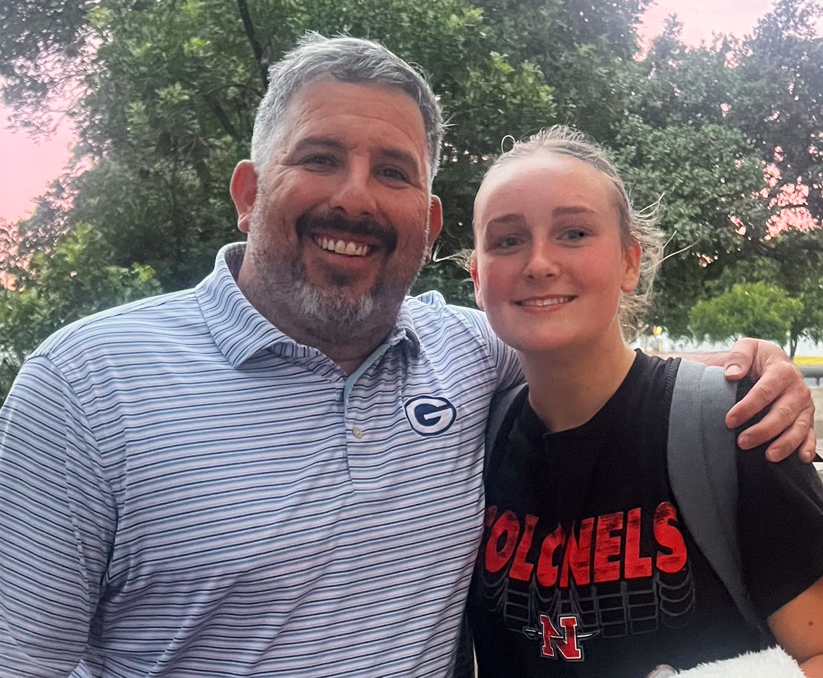 Rhonda Farney tweet media