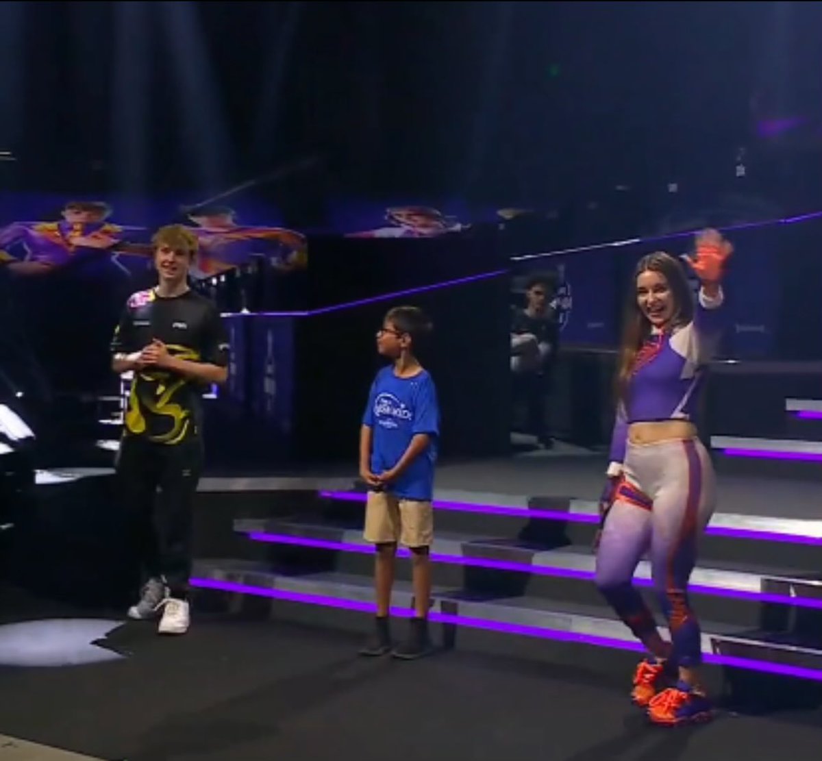 Pro Dude tweet media