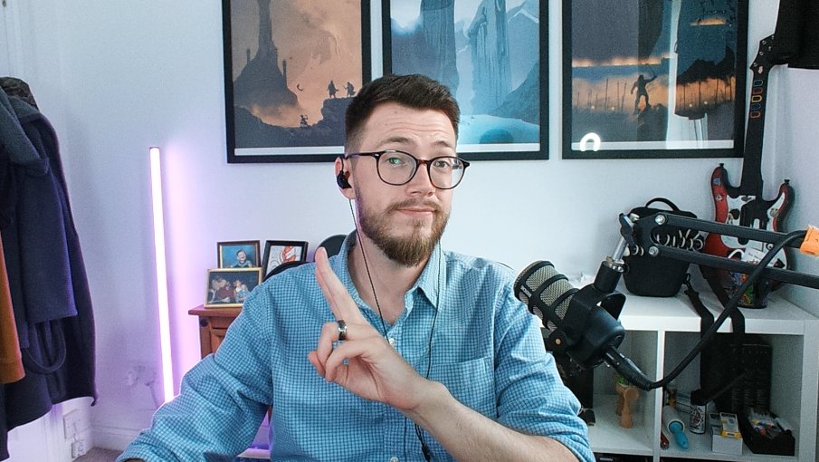 LIVE for the night

Feel free to come watch me suck at games ✌🏼

📺: twitch.tv/zNamby