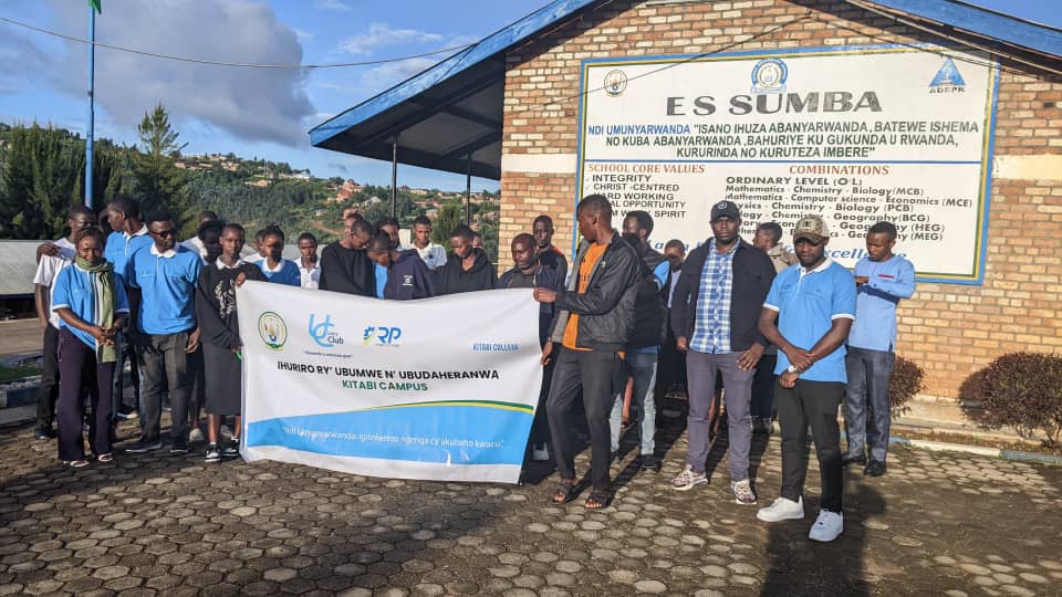 Nyamagabe National Youth council (@nyc_nyamagabe2) on Twitter photo Uyu munsi ku 10/05/2025 Umukozi Ushinzwe Urubyiruko Siporo n'umuco mu Karere ka <a href="/Nyamagabe/">Nyamagabe District</a> Bwana <a href="/GabyIrakarama/">Irakarama Gaby</a> Afatanyije n'abanyeshuri bo muri Kaminuza ya Rwanda Polytechnic Kitabi basuye Club y'ubumwe n'ubudaheranwa Ya ES Sumba.
<a href="/RwandaYouthArts/">Ministry of Youth and Arts | Rwanda</a> <a href="/RwandaSouth/">Southern Province | Rwanda</a> Uyu munsi ku 10/05/2025 Umukozi Ushinzwe Urubyiruko Siporo n'umuco mu Karere ka <a href="/Nyamagabe/">Nyamagabe District</a> Bwana <a href="/GabyIrakarama/">Irakarama Gaby</a> Afatanyije n'abanyeshuri bo muri Kaminuza ya Rwanda Polytechnic Kitabi basuye Club y'ubumwe n'ubudaheranwa Ya ES Sumba.
<a href="/RwandaYouthArts/">Ministry of Youth and Arts | Rwanda</a> <a href="/RwandaSouth/">Southern Province | Rwanda</a>