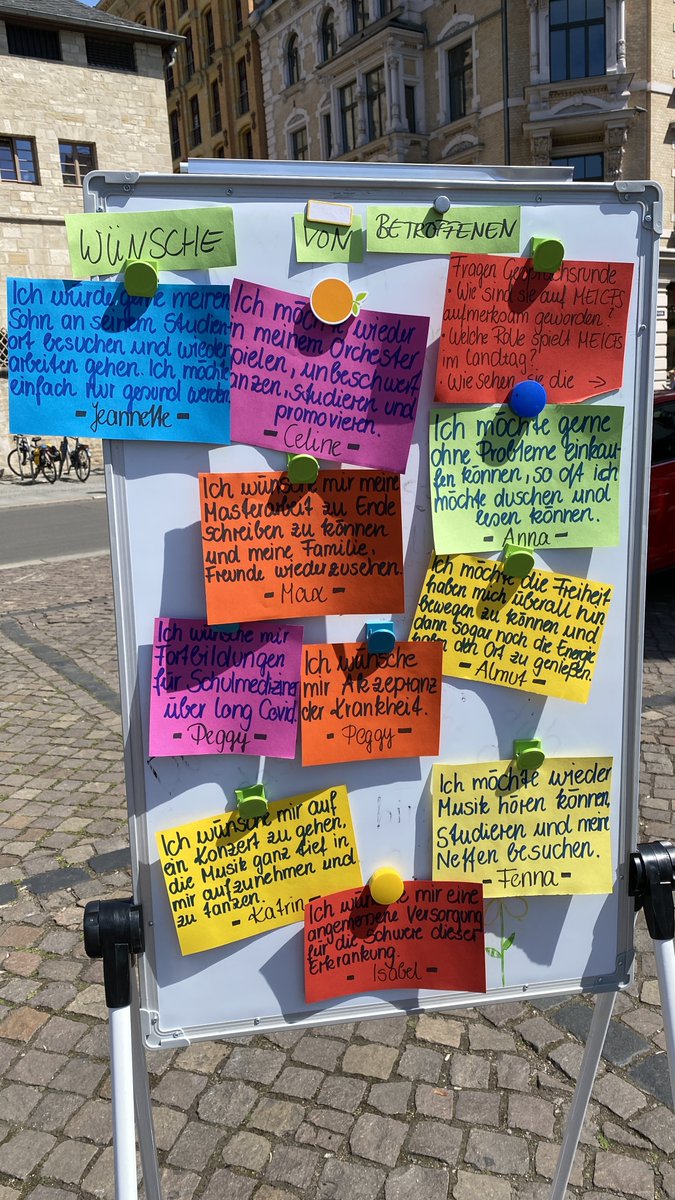 SchroederMartin's tweet photo. Sie liegen – weil sie müssen.
Sie schreien – ohne Stimme.
Sie kämpfen – ohne Kraft.
Sie verschwinden – und doch sind sie da.
#Liegenbleibendemo heute in Halle – für ME/CFS, Long Covid, PostVac &amp; Co.
Auch Halle war heute im Rahmen der bundesweiten #liegenbleibendemo  eine Demo. https://t.co/yhuYNw3QgJ