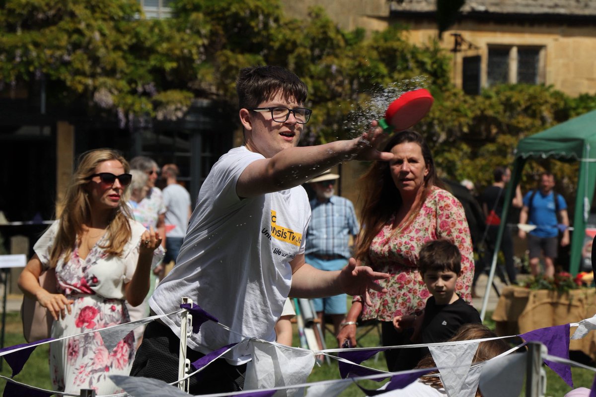 Broadway Village Fete…#broadwaycotswolds #villagefete <a href="/CofEWorcester/">Diocese of Worcester</a>