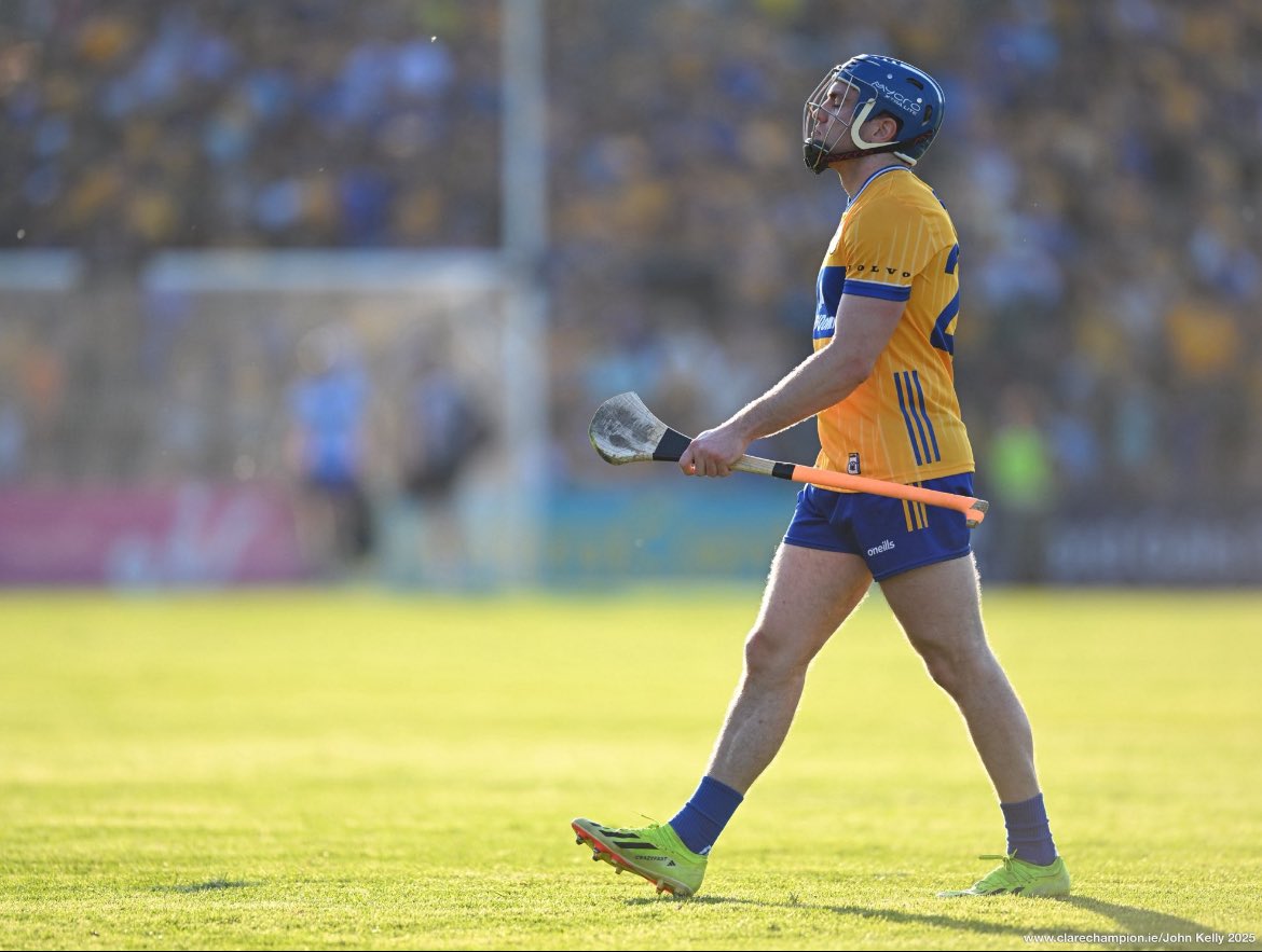 Joe Ó Muirċeartaiġ (@muirioch) on Twitter photo Not Clare’s evening, but the noise that greeted Shane O’Donnell’s entrance onto the field was heard around the world.
<a href="/ClareChampion/">The Clare Champion</a> pic Not Clare’s evening, but the noise that greeted Shane O’Donnell’s entrance onto the field was heard around the world.
<a href="/ClareChampion/">The Clare Champion</a> pic