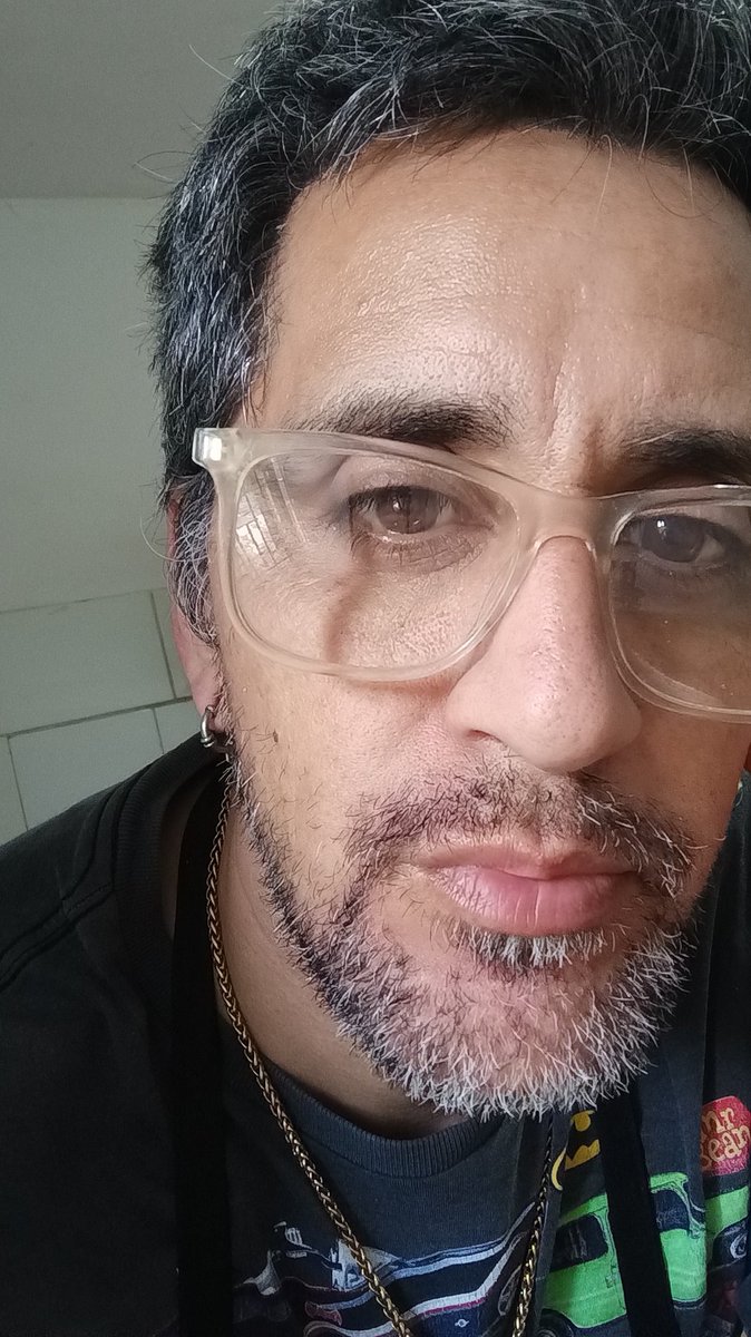 raperrito's tweet image. Última semana menos chicato 😂