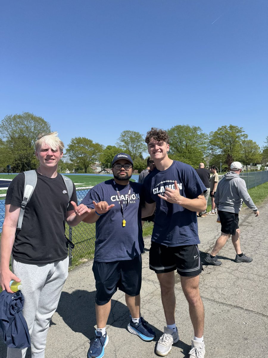 Jamen Alwine (@alwinejamen17) on Twitter photo Thanks you to the <a href="/ClarionFootball/">Clarion Football</a> program for a great opportunity to workout today. Looking forward to coming back to see the campus.
<a href="/ClarionFootball/">Clarion Football</a> <a href="/CoachDurish/">Dave Durish</a> <a href="/RicardoVolley/">Ricardo Volley</a> <a href="/vrizz52/">Vinnie Rizzo</a> <a href="/RaymondMonica3/">Raymond Monica</a> <a href="/SVRaiderFB/">SenecaValleyFB</a> <a href="/Barclay_64/">Don Barclay</a> <a href="/Dwill1622/">Drew Williams</a> Thanks you to the <a href="/ClarionFootball/">Clarion Football</a> program for a great opportunity to workout today. Looking forward to coming back to see the campus.
<a href="/ClarionFootball/">Clarion Football</a> <a href="/CoachDurish/">Dave Durish</a> <a href="/RicardoVolley/">Ricardo Volley</a> <a href="/vrizz52/">Vinnie Rizzo</a> <a href="/RaymondMonica3/">Raymond Monica</a> <a href="/SVRaiderFB/">SenecaValleyFB</a> <a href="/Barclay_64/">Don Barclay</a> <a href="/Dwill1622/">Drew Williams</a>