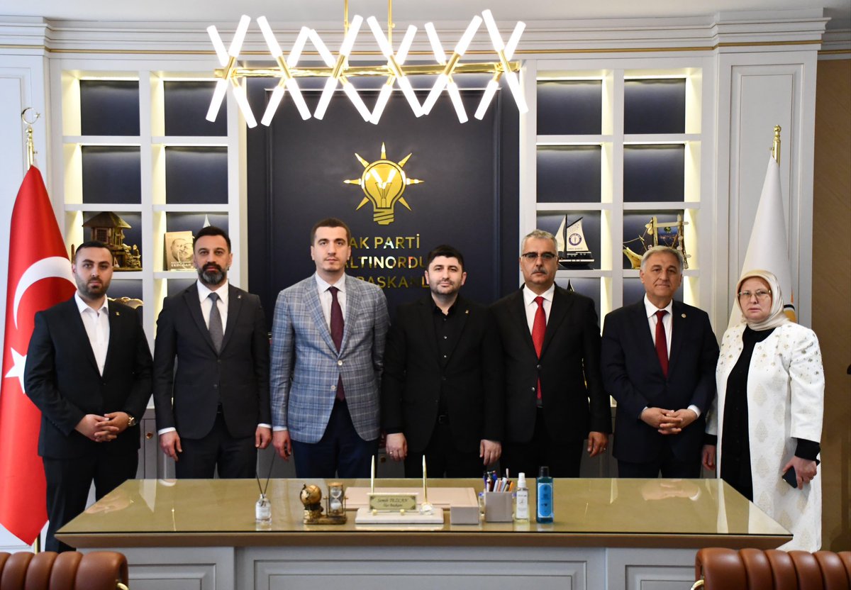 Ordu Altınordu İlçe Başkanlığı’mızdayız.
Teşkilat mensuplarımızla istişare toplantımızı gerçekleştirdik.

Toplantımızda, ilçemizin güncel durumu, teşkilat çalışmalarımız ve önümüzdeki döneme dair planlamalar üzerine verimli bir istişare gerçekleştirdik. Birlik ve beraberlik