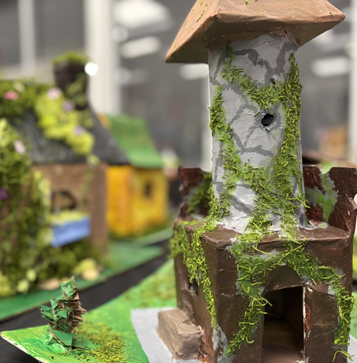 The Hutto District Art Show 2025 is underway! Works from all K-12 campuses are on display. Catch it until 5pm at the Hutto Ninth Grade Center!
#Art #HippoNation