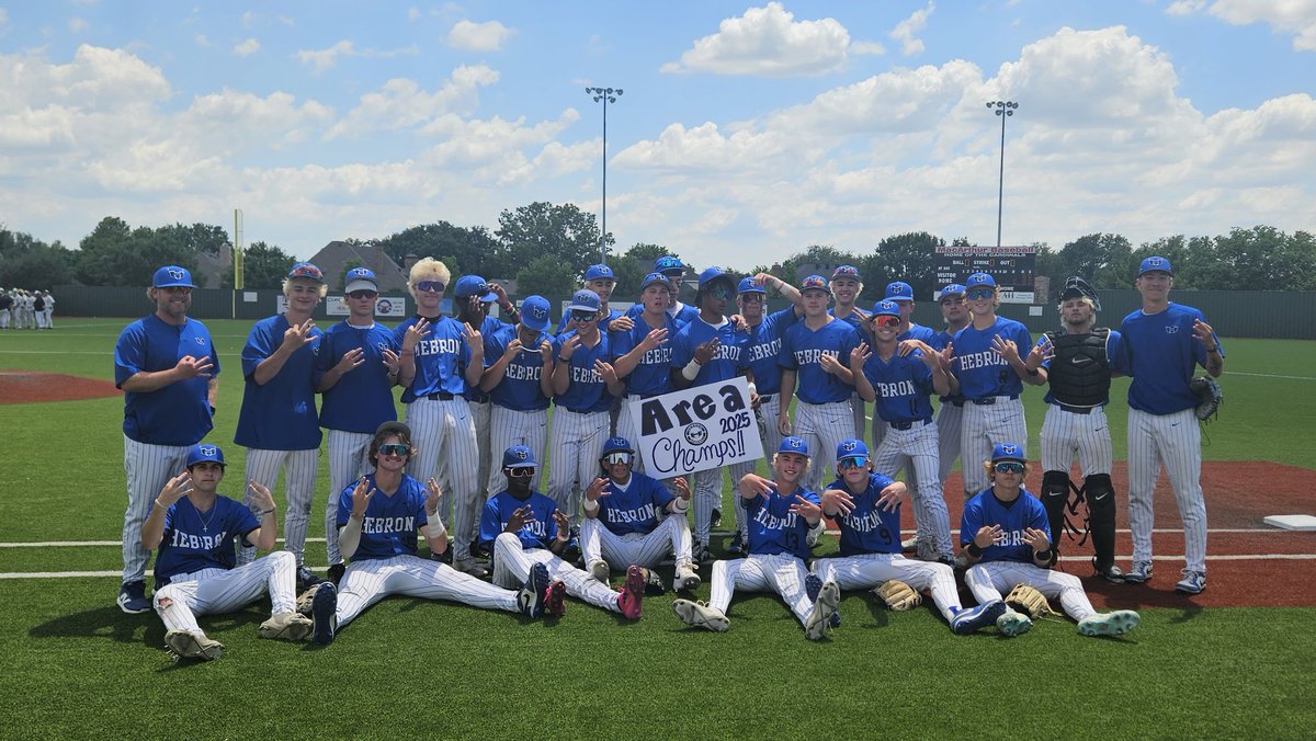 Chase Avants (@cavants_slm) on Twitter photo FINAL: <a href="/HebronBaseball/">HebronHawksBaseball</a> 3
Arlington 1
Colts pushed to the very end but I'd like to introduce your UIL Class 6A Division I Area champs: the Hebron Hawks!
Pacheco/Williams combine for 10K
Belknap: 2 RBI
Bonner: 2 BB
Hebron draws winner of Permian/Keller in the regional semifinals. FINAL: <a href="/HebronBaseball/">HebronHawksBaseball</a> 3
Arlington 1
Colts pushed to the very end but I'd like to introduce your UIL Class 6A Division I Area champs: the Hebron Hawks!
Pacheco/Williams combine for 10K
Belknap: 2 RBI
Bonner: 2 BB
Hebron draws winner of Permian/Keller in the regional semifinals.