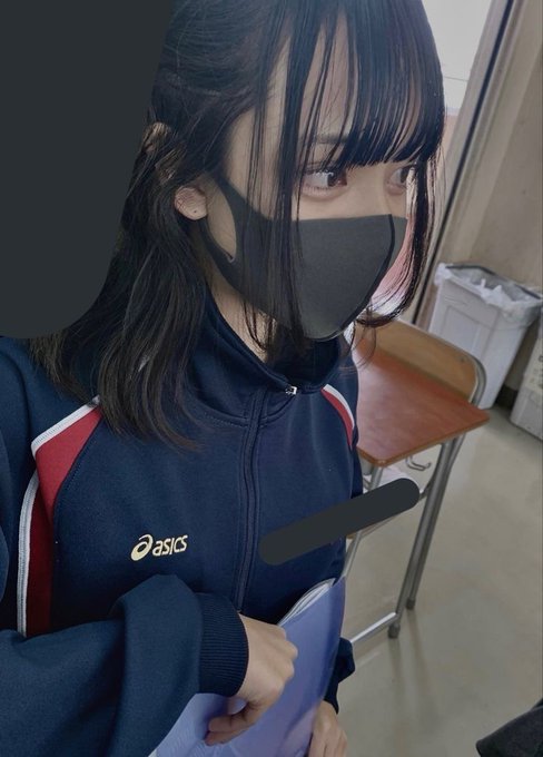BayueloTra57277's tweet photo. https://t.co/PVIKpoTyzZ