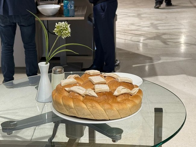 У организацији ТОС и ГК🇷🇸 у Темишвару одржана промоција 23 локалне ТО широм 🇷🇸. На прес конференцији учествовали званичници општине Темишвар и жупаније Тимиш. Примећено велико интересовање грађана и локалних медија из Темишвара.
ГК🇷🇸 у Темишвару Ивана Јакшић Матовић истакла да