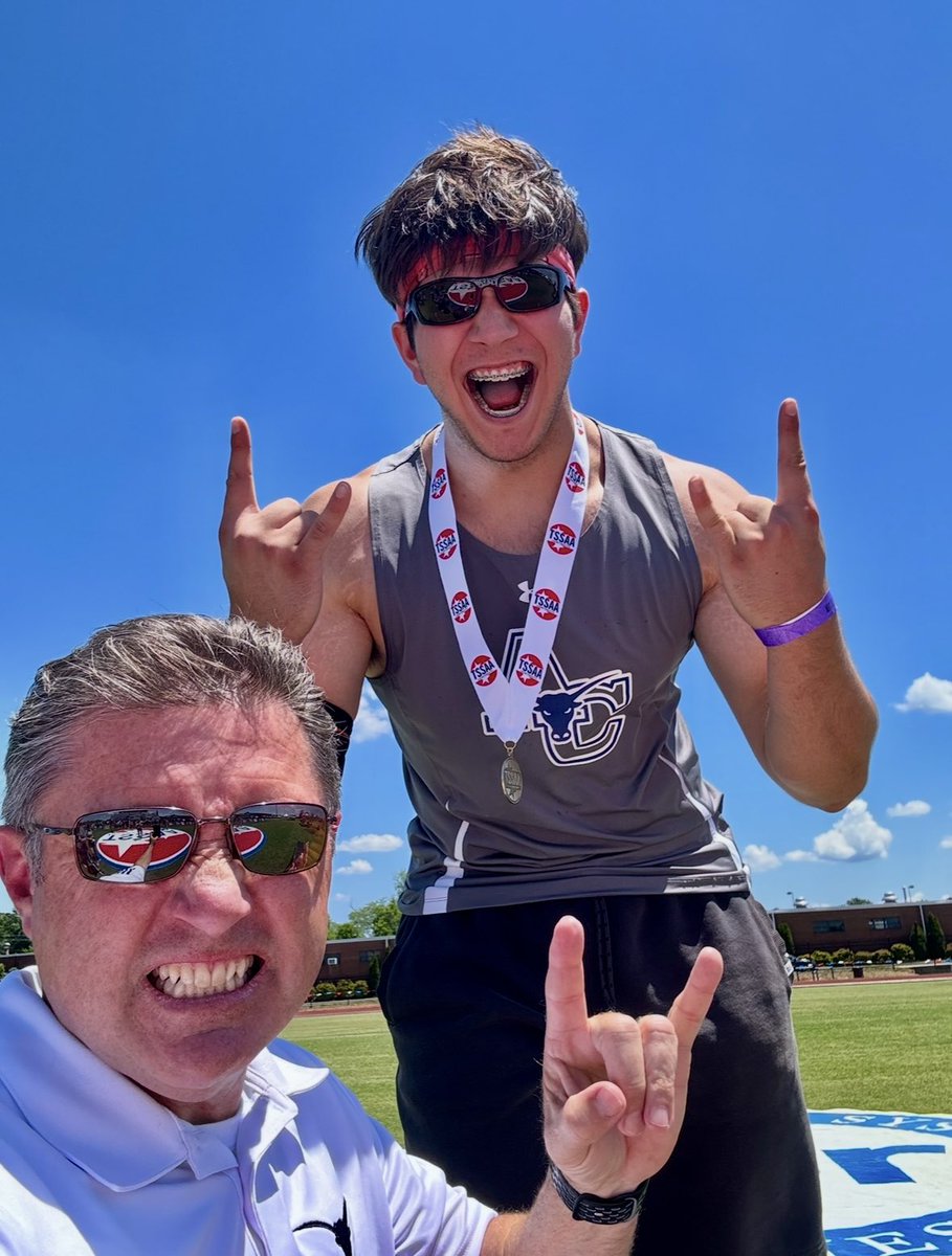 MaverickAD1's tweet image. State Qualifiers @ACHSMAVS so far today include @mavericks_xctf Ava Moody, Vance Lassiter in the 3200, and Luke Dark in the shot #Moretoqualify #MAVERICKMA25DE