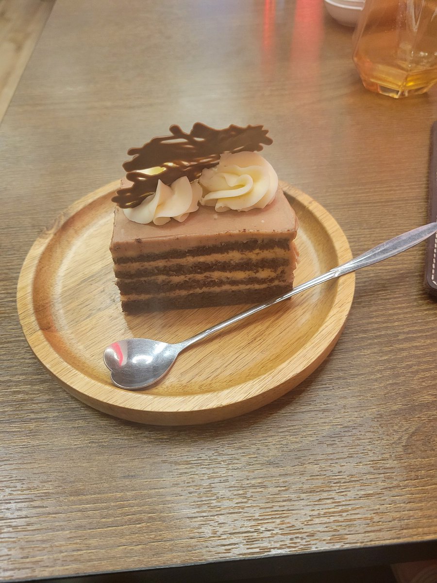 Had a nice e mother's day outing with my mom by taking her out to lunch. #motheranddaughter #MothersDay2025 #WeekendMood