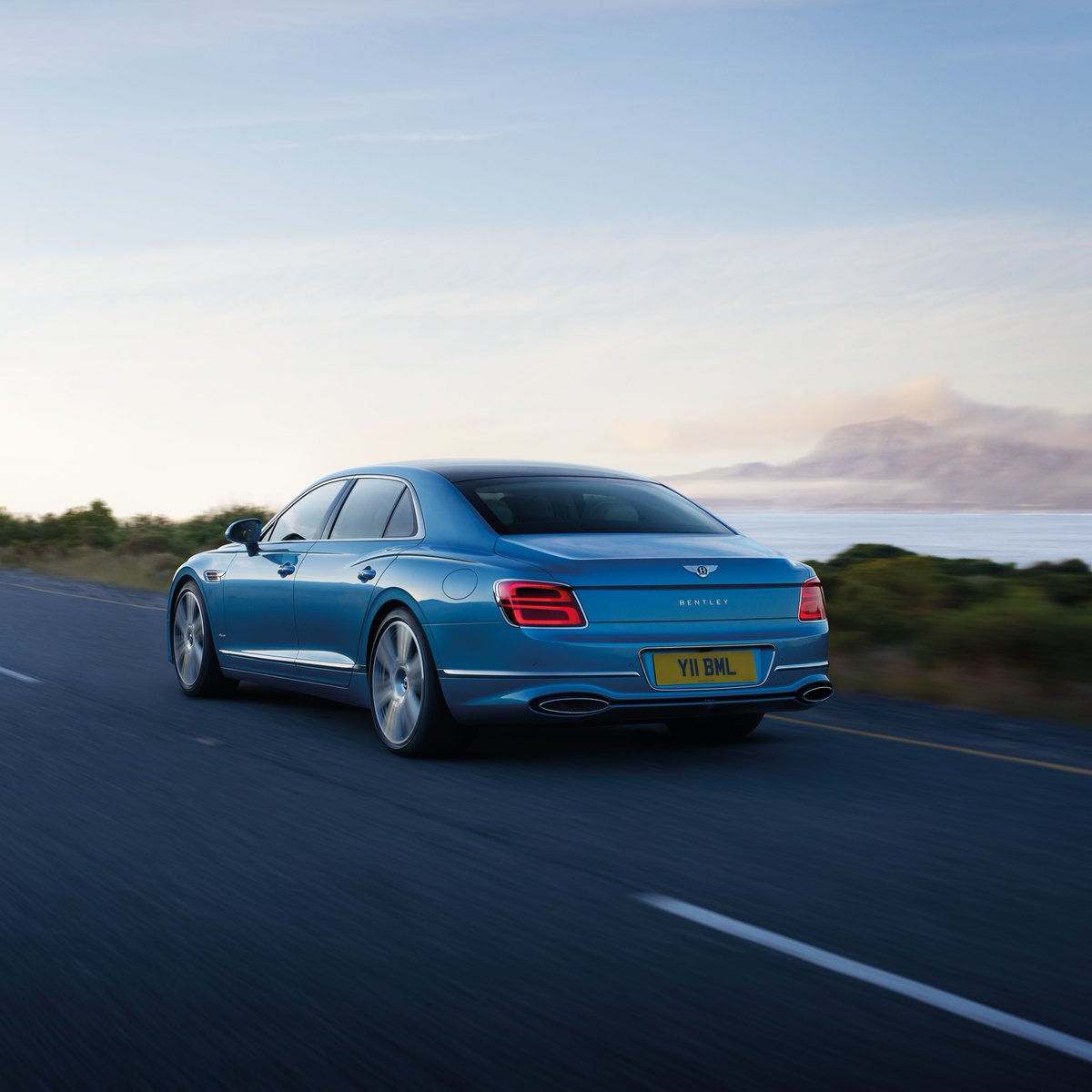 Start your next journey in the new #Bentley #FlyingSpur Azure.

-
Flying Spur Azure (hybrid) WLTP drive cycle: fuel consumption, mpg (l/100km) – Combined with discharged battery 26.4 (10.7). Combined electrical consumption– 29.3 (kWh/100km). Combined CO2 emissions – 33 g/km. CO2