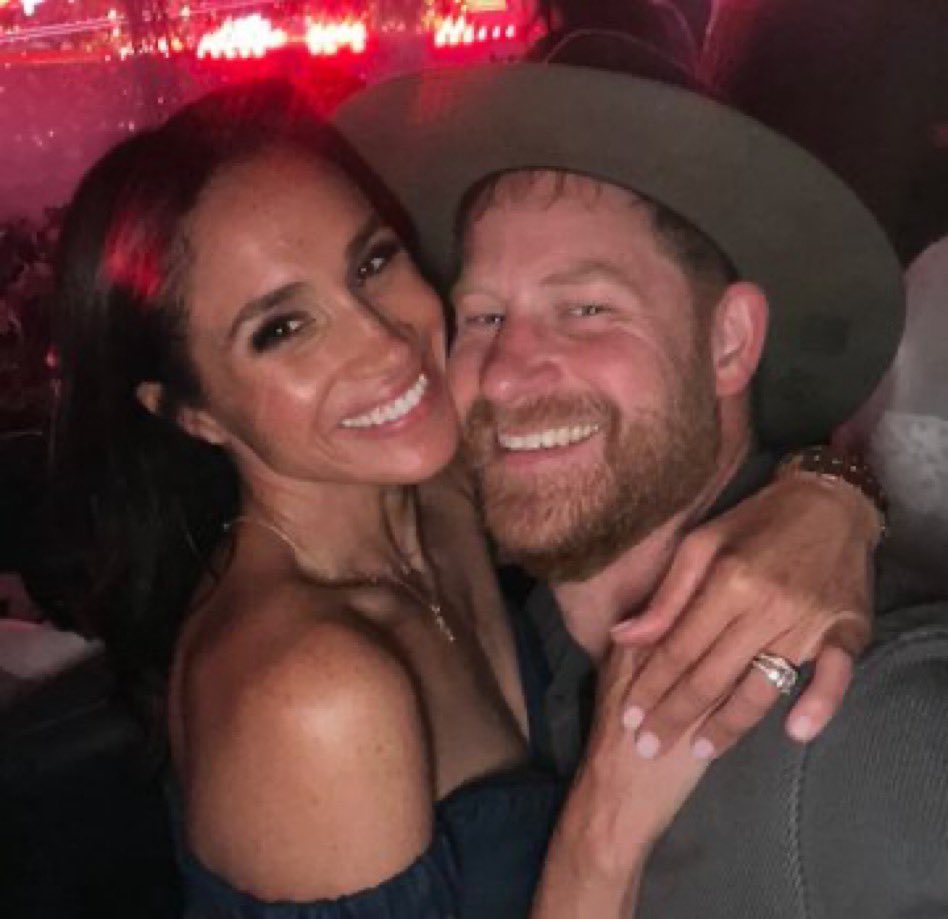 #RelationshipGoals
#HarryAndMeghan 
#CowboyCarterTour 
#WhatLoveLooksLike 
#ShiningLikeDiamonds