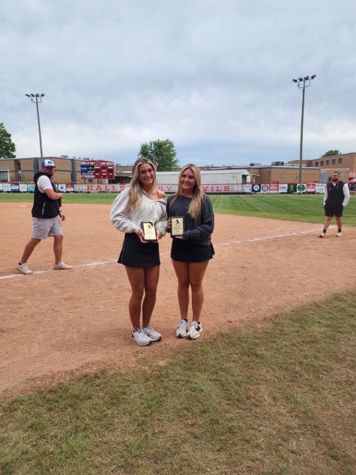 LangstonC2027's tweet image. We might not have got the outcome that we wanted but I had such a great time playing with this team and am looking forward to these next two years. This year I made All Tournament Team. As a team we went 21-12 my batting average was .337 with 6 home runs and an obp of .429. I…