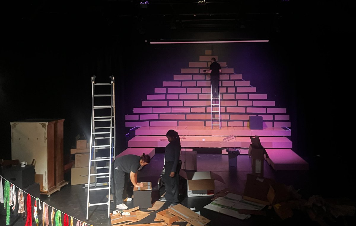 Putting in the set today for The Three Musketeers #crew #team #eco #recycle #drama <a href="/RMSforGirls/">RMS for Girls</a>