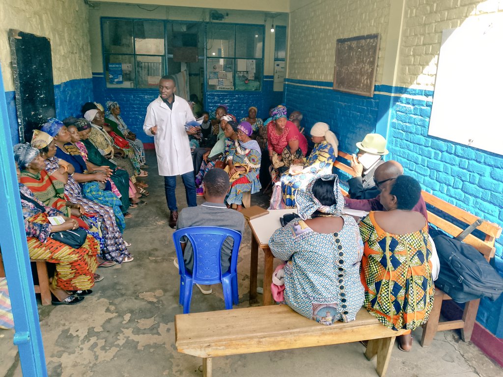KIVU DIABETES CENTER (@kivudiabetes) on Twitter photo En collaboration avec l'HGR Kadutu et le CEED nous avons éduqué environ une quarantaine des personnes vivant avec le diabète dont 2 enfants.
Le régime alimentaire et le diabète.
Un appel a été fait aux jeunes et enfants pour un encadrement à <a href="/kivudiabetes/">KIVU DIABETES CENTER</a>
Merci à <a href="/KalehezoA/">Dr. KALEHEZO ALBERT</a> En collaboration avec l'HGR Kadutu et le CEED nous avons éduqué environ une quarantaine des personnes vivant avec le diabète dont 2 enfants.
Le régime alimentaire et le diabète.
Un appel a été fait aux jeunes et enfants pour un encadrement à <a href="/kivudiabetes/">KIVU DIABETES CENTER</a>
Merci à <a href="/KalehezoA/">Dr. KALEHEZO ALBERT</a>