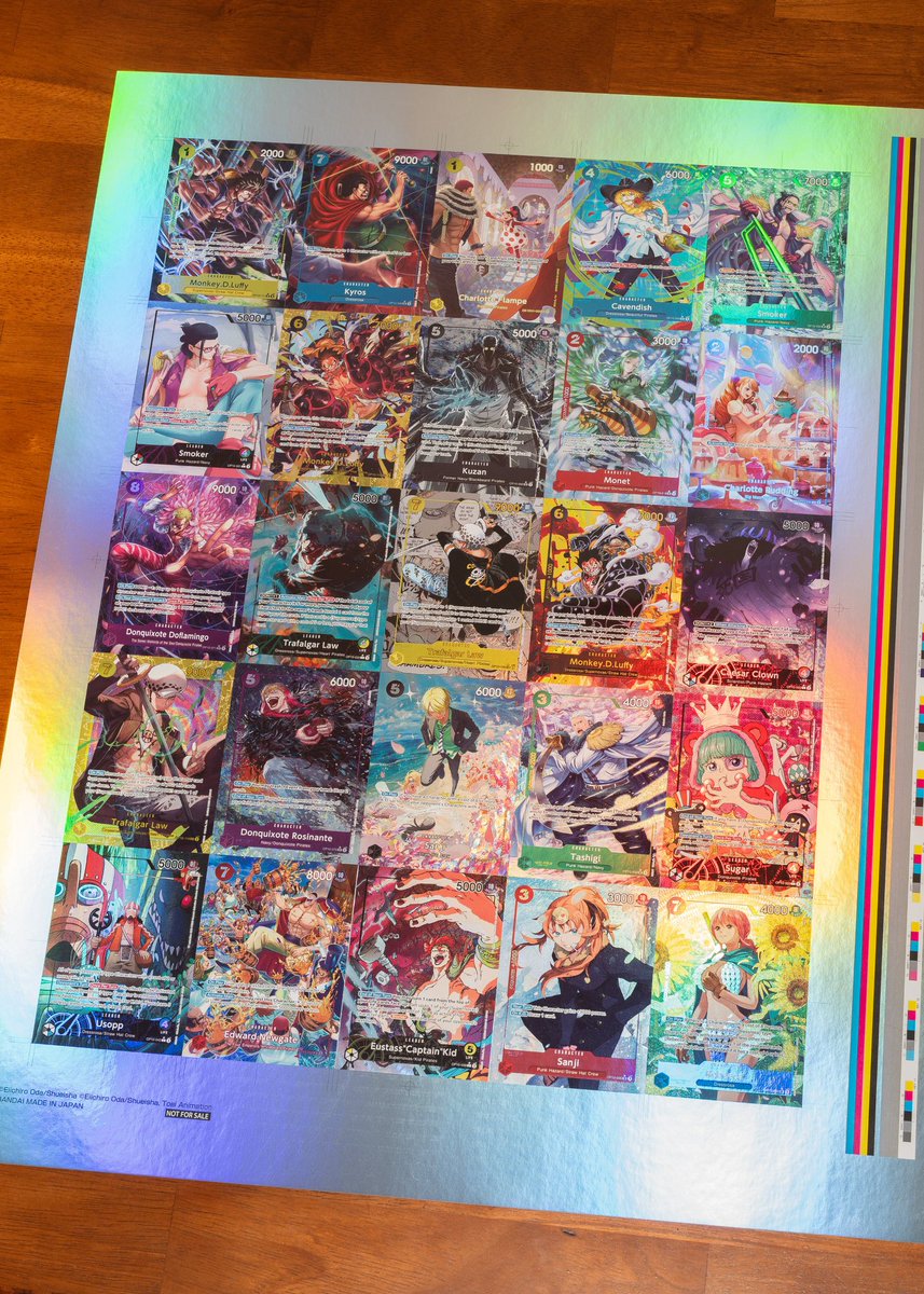 Official in person photo of the uncut sheet of OP10.

#OnePiece
#OnePieceCardGame