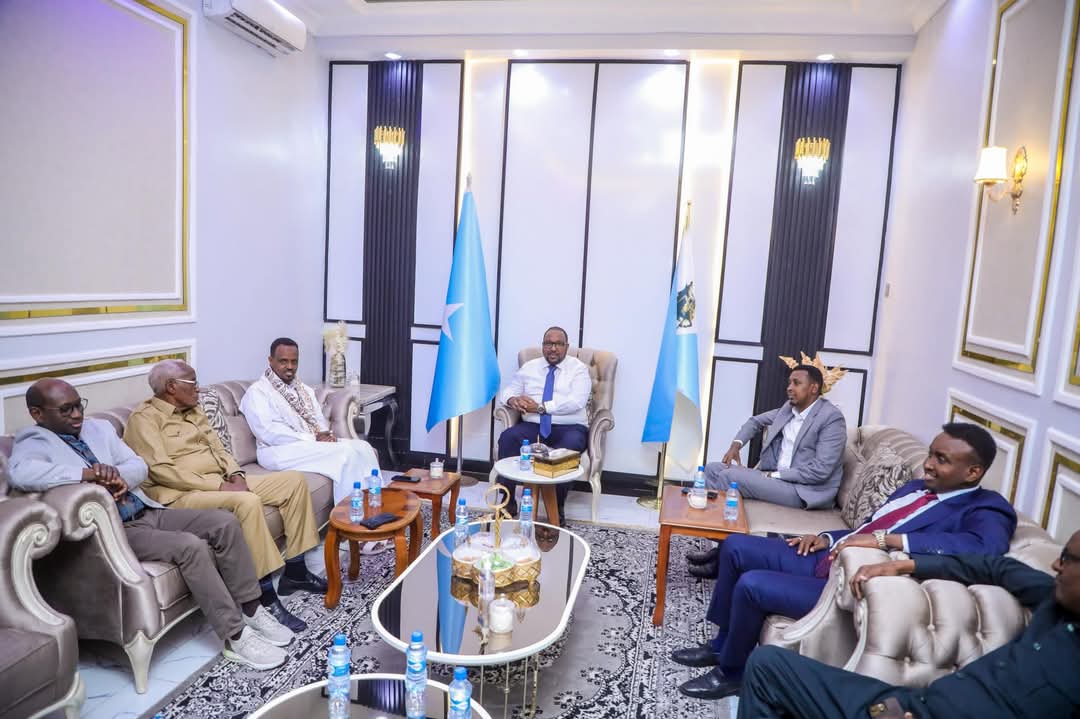 footir55's tweet photo. HOGGAAMIYAHA SSC-KHAATUMO OO KULAN LA YEESHAY MUDANEYAAL KA TIRSAN GOLEYAASHA DAWLADDA FEDERAALKA
Dawlad Goboleedka SSC-Khaatumo https://t.co/fVFk8CSEEI