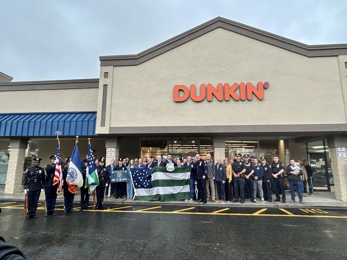 We gathered for the Plaque Dedication Ceremony honoring Police Officer Michael Buczek. 

Police Officer Buczek was shot and killed in the line of duty on October 18, 1988.  May his legacy live on for eternity. 
#NeverForget 
<a href="/NYPDnews/">NYPD NEWS</a>