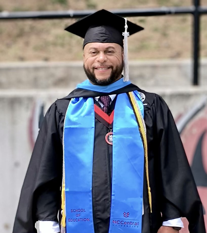 Pearsontown Elementary School (@ptownelem) on Twitter photo Congratulations to our Principal Intern Mr. Floyd Glenn! ✅Mastered it!!!! <a href="/DurhamPublicSch/">Durham Public Schools</a> <a href="/ABSSPublic/">Alamance-Burlington School System</a> <a href="/WCPSS/">Wake County Public School System</a> This leader leads with passion, heart, and pride! His student centered approach is what our schools need! Congratulations <a href="/NCCU/">North Carolina Central University</a> <a href="/NCCUSOE/">NCCU School of Ed</a> Graduate!!! Congratulations to our Principal Intern Mr. Floyd Glenn! ✅Mastered it!!!! <a href="/DurhamPublicSch/">Durham Public Schools</a> <a href="/ABSSPublic/">Alamance-Burlington School System</a> <a href="/WCPSS/">Wake County Public School System</a> This leader leads with passion, heart, and pride! His student centered approach is what our schools need! Congratulations <a href="/NCCU/">North Carolina Central University</a> <a href="/NCCUSOE/">NCCU School of Ed</a> Graduate!!!