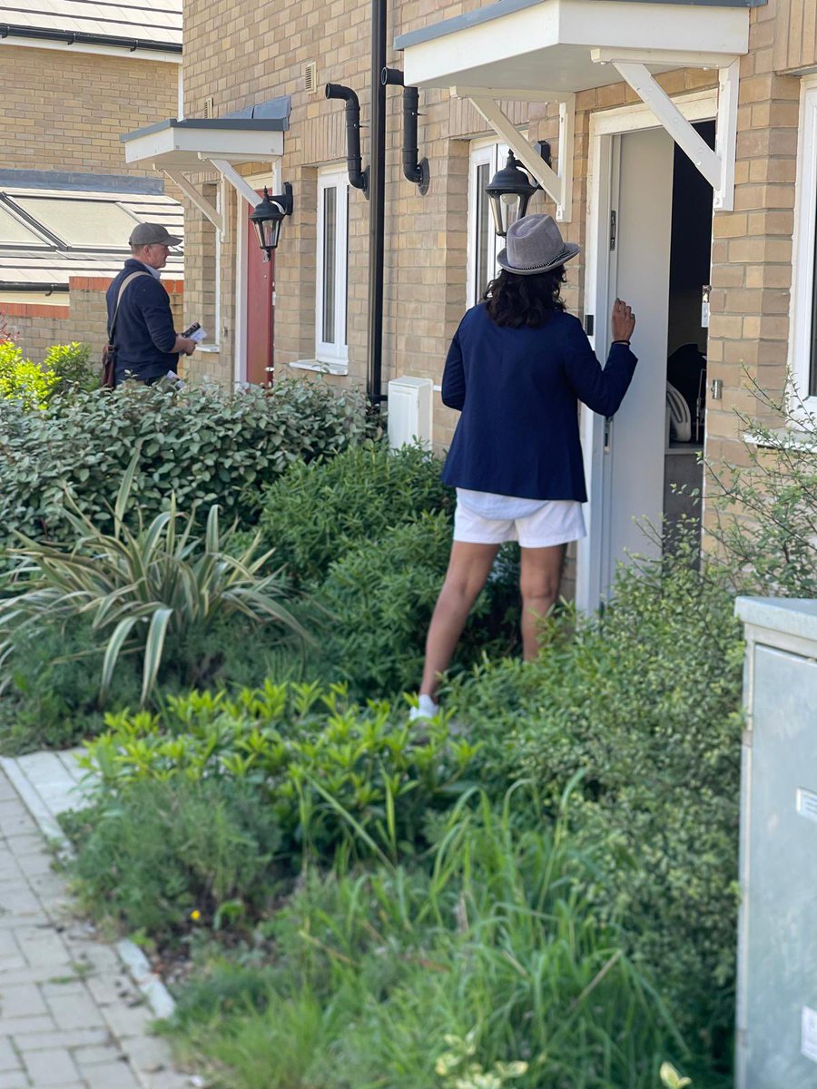 Shazna_Muzammil's tweet photo. Great to be out speaking with residents today โ amazing reception! Just under a year to go until #LocalElections2026 and weโre not slowing down. Weโll keep listening, showing up, and standing up for our residents in MK #SaveMK
@MKConservatives https://t.co/RoInVP4lzs