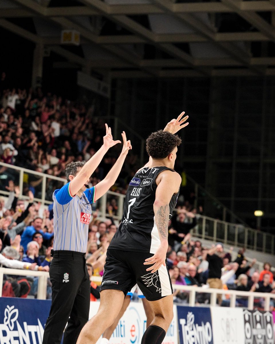 Quinn Ellis <a href="/Quinnellis1403/">Quinn ellis</a> delivered another all-around performance in <a href="/LegaBasketA/">Lega Basket Serie A</a>, scoring 6 points, collecting 7 rebounds and dishing 11 assists for <a href="/AquilaBasketTN/">Dolomiti Energia Trento</a> in a win over <a href="/basket_napoli/">Napoli Basketball</a> 

🔢 6 pts I 7 rebs I 11 as
🆚 <a href="/basket_napoli/">Napoli Basketball</a> ✈️
🏆 <a href="/LegaBasketA/">Lega Basket Serie A</a> 🇮🇹