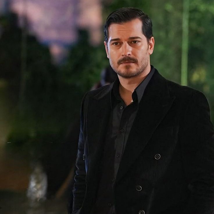 iamorkinho's tweet image. Size zor bir soru sizce hangisinin oyunculuğu daha iyi ?