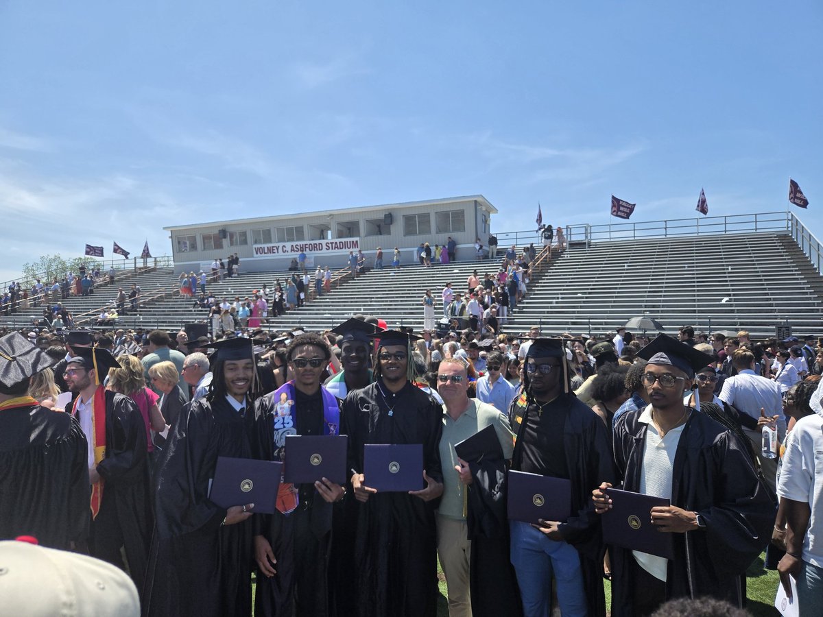 Jeremy Massingale (@jmass30) on Twitter photo Proud of this group! So many individual stories and triumphs that go beyond the court. Missing 1 #mrdpoty #valleywillroll <a href="/mvcbball/">MVC Men’s Basketball</a> <a href="/MVCAthletics/">MVC Athletics</a> Proud of this group! So many individual stories and triumphs that go beyond the court. Missing 1 #mrdpoty #valleywillroll <a href="/mvcbball/">MVC Men’s Basketball</a> <a href="/MVCAthletics/">MVC Athletics</a>