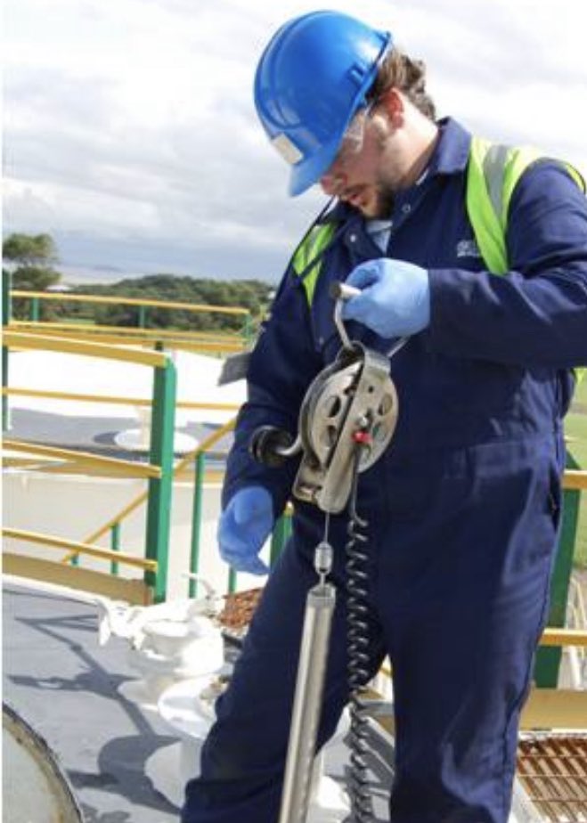 AquipetSAS's tweet image. Your cargo, our commitment!
At Aquipet, our expert inspectors deliver accurate results, reliable service, and total peace of mind—every time.
#AquipetExcellence #TrustedByIndustry
#LossControl
#LabAnalysis
#InspectionServices #CertifiedExperts #PetroleumQuality