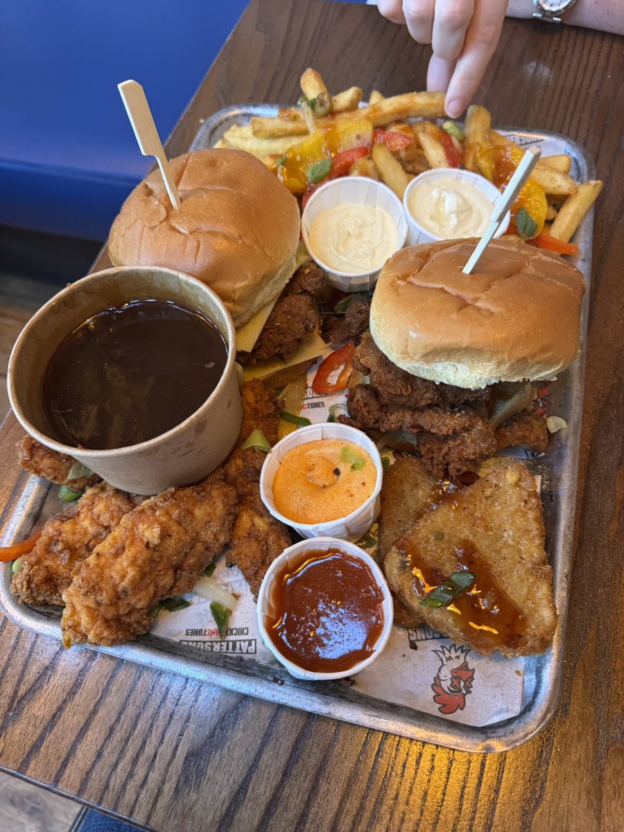 Had an amazing night away in Liverpool last weekend with my soulmate!

Great food, drink and music! And the hot water comedy show was very funny. Definitely donut all again! 😊

#makingmemories #mrsbtobe