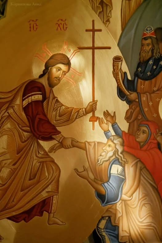 Не суди и не лути се на луѓето. Што и да ти направат, не мрази никого. Секој постапува онака, како што е научен, каков што има карактер. Mногумина немаат добрина и расудување.
Старец Јероним Егински