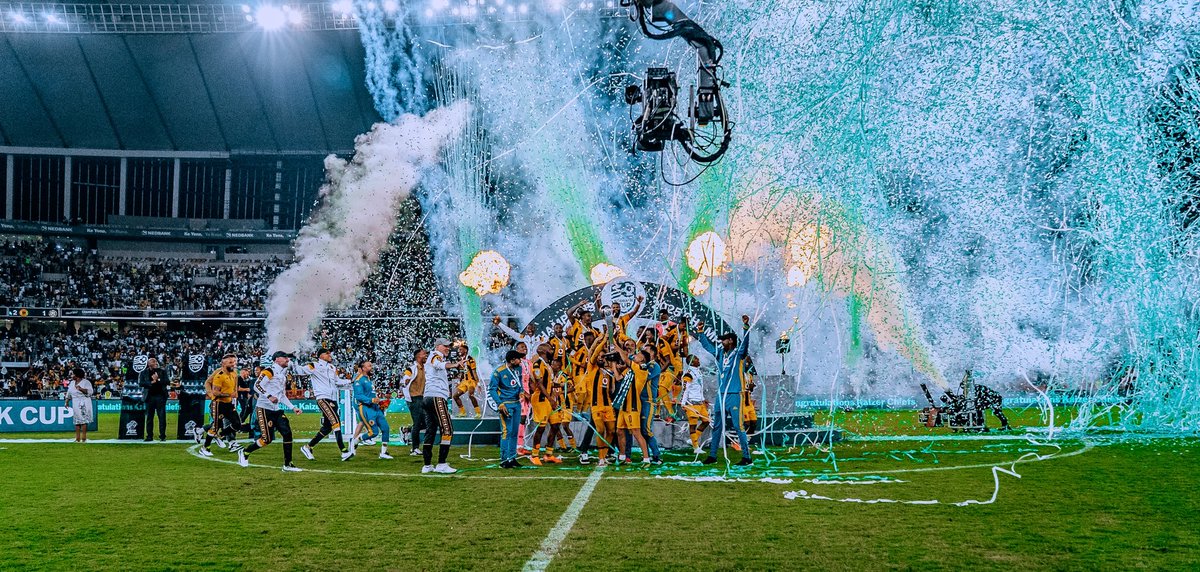 nedbanksport's tweet image. Amakhosi fans, how does it feel? 🏆✌️ #NedbankCup