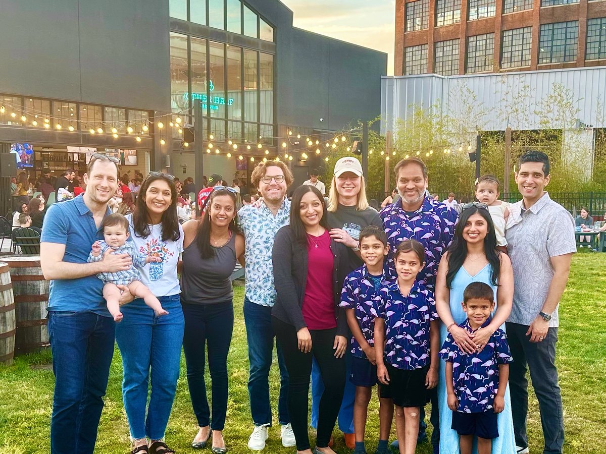 Temple Cardiology Fellowship (@templecards) on Twitter photo We are loving 😍 spring in Philly with our amazing co-fellows & <a href="/katztemplemed/">Lewis Katz School of Medicine</a>🫀family!
#TempleMade ♥️🤍 We are loving 😍 spring in Philly with our amazing co-fellows & <a href="/katztemplemed/">Lewis Katz School of Medicine</a>🫀family!
#TempleMade ♥️🤍