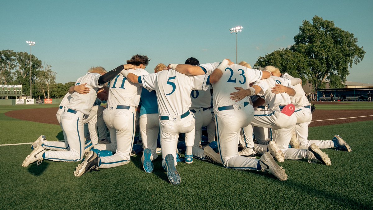 JoshuaOwlsBSBL's tweet photo. FAMILY

Owls historic season comes to an end. We are so proud of this team and all that they accomplished this season. 

Thank you Seniors for paving the way with outstanding leadership on and off the field. 

Thank you loved ones, and countless others who poured into this team. https://t.co/2fW8Fu4DA1
