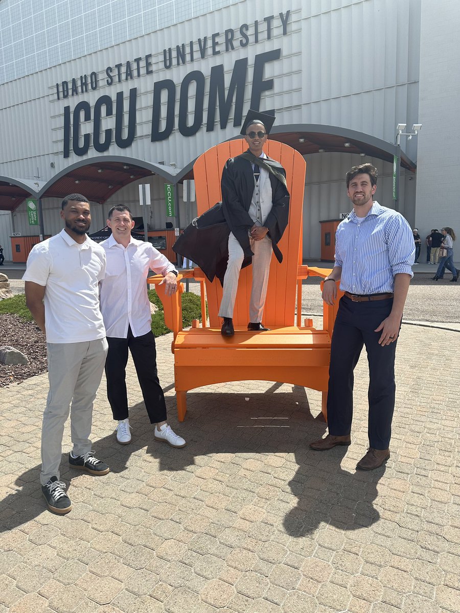 Joe White (@coachwhiteisu) on Twitter photo Congratulations to our GA, <a href="/Coach_Navid_H/">Navid Hussain 🇨🇦</a> on graduating with his master’s degree today! Bright future for this young man! Congratulations to our GA, <a href="/Coach_Navid_H/">Navid Hussain 🇨🇦</a> on graduating with his master’s degree today! Bright future for this young man!