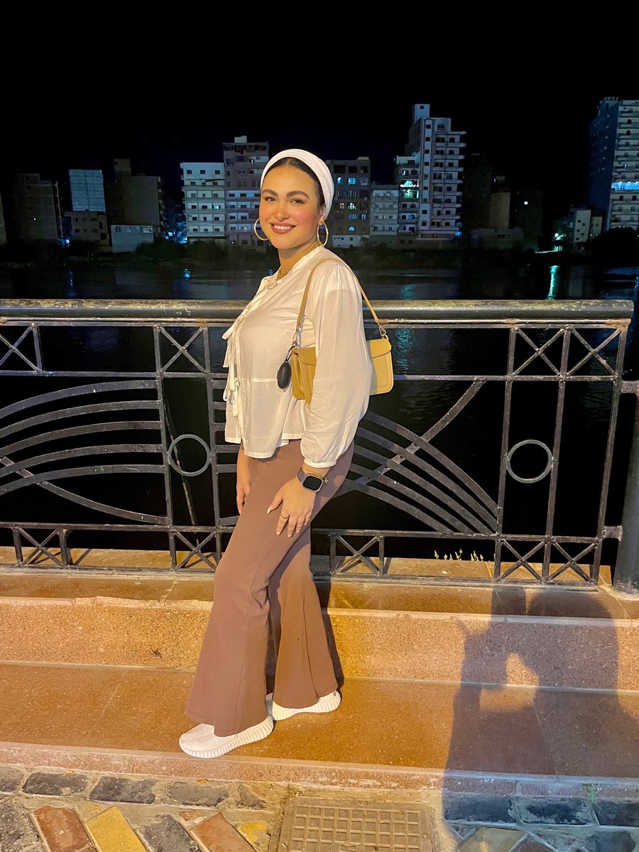 AyahReda___'s tweet photo. 🤍 https://t.co/vIytVLNV5H