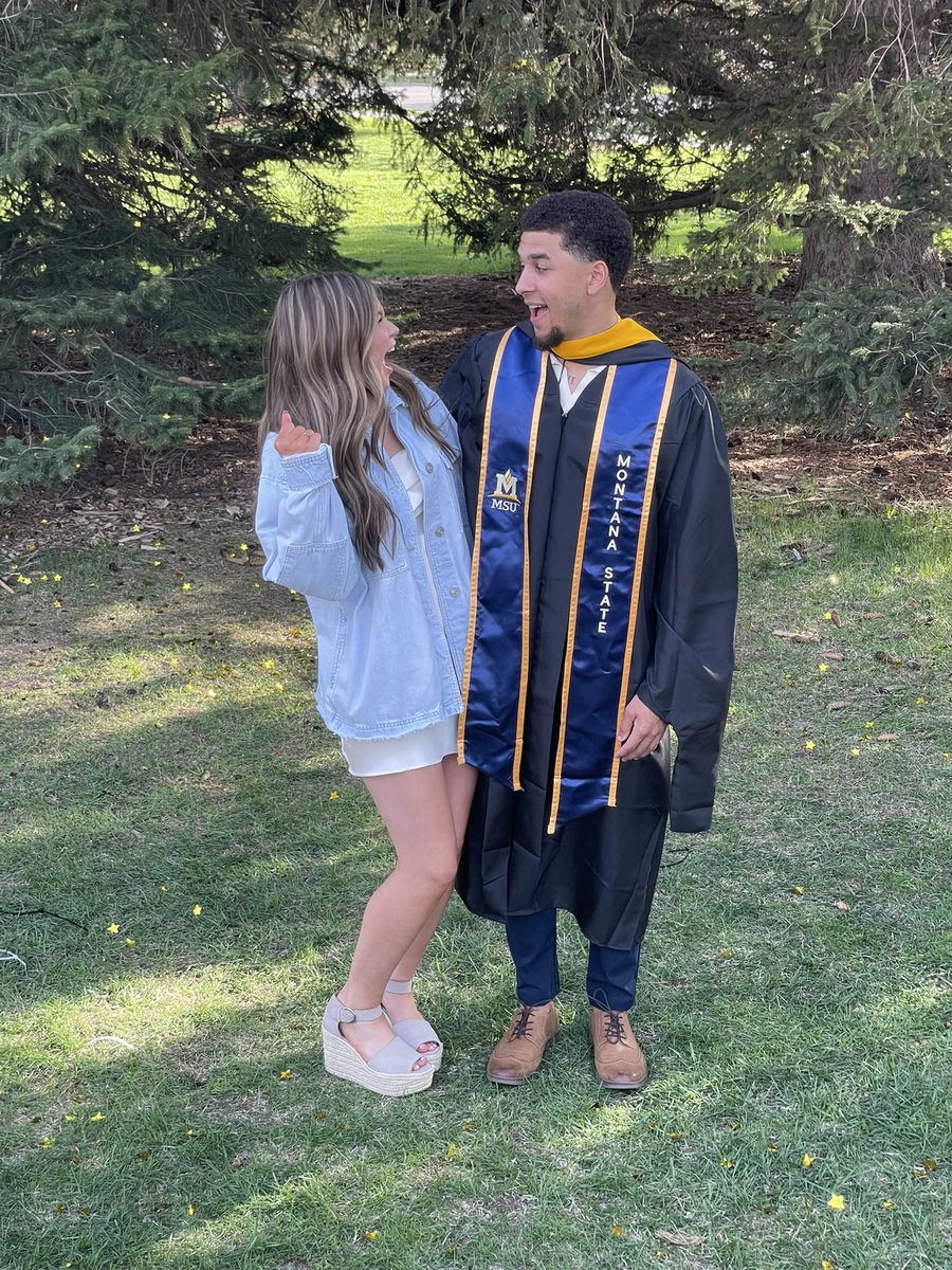 tym4_'s tweet image. Master’s in English Writing. Thank you MSU!! Forever a Bobcat💙