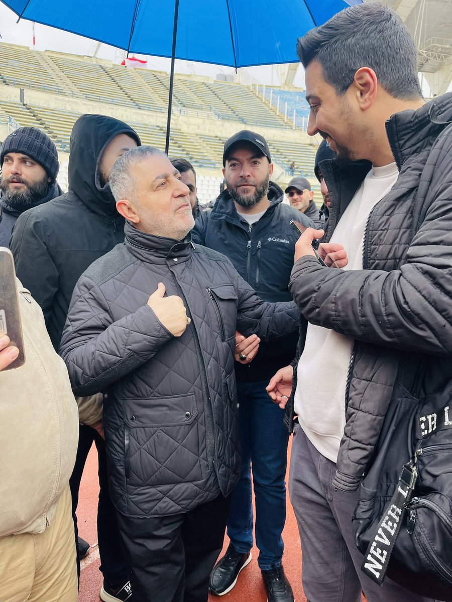 ديما صادق 
انضبي وضبي عهرك 😀