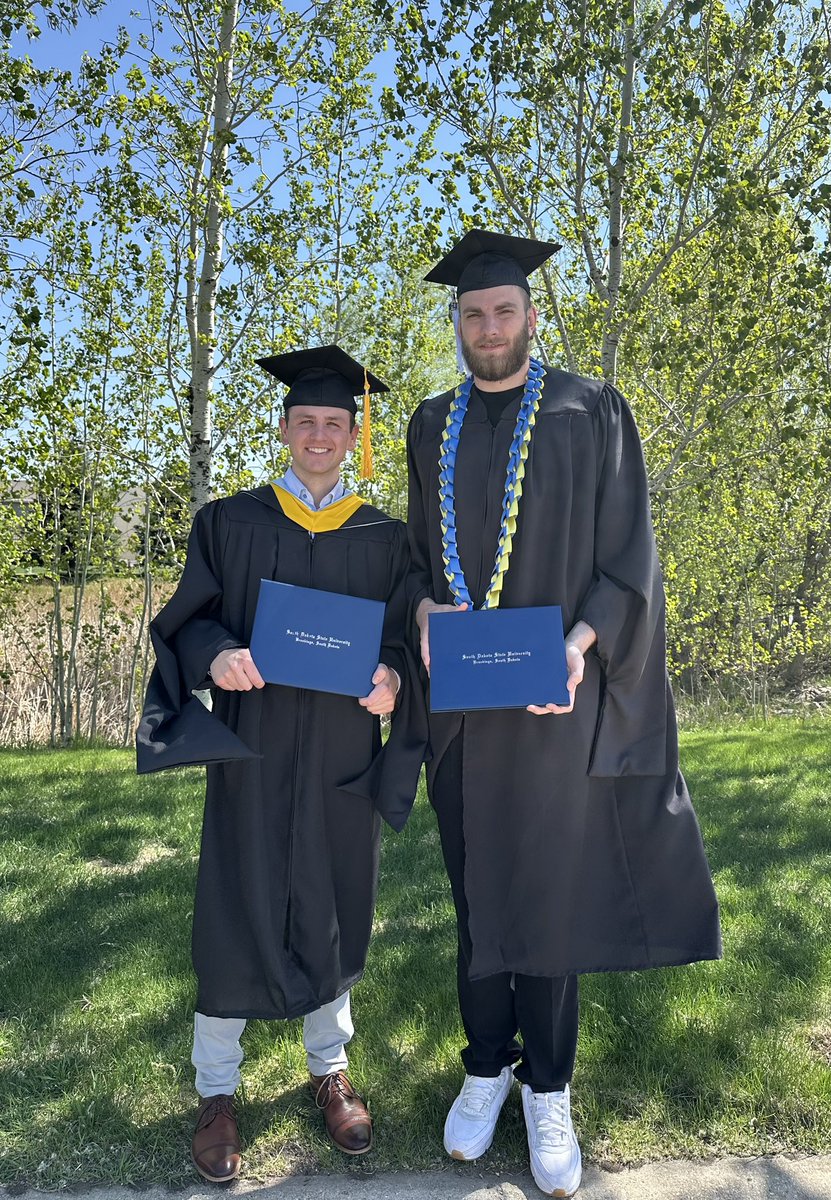 Jackrabbit Men’s Basketball (@gojacksmbb) on Twitter photo A pair of Jackrabbit graduates 📚
Congrats to Coach <a href="/tuckerwookey1/">tuckerwookey</a> on the master’s degree and <a href="/CluffOscar/">Oscar Cluff</a> on his bachelor’s degree from <a href="/SDState/">South Dakota State University</a>!
#GoJacks 🐰 A pair of Jackrabbit graduates 📚
Congrats to Coach <a href="/tuckerwookey1/">tuckerwookey</a> on the master’s degree and <a href="/CluffOscar/">Oscar Cluff</a> on his bachelor’s degree from <a href="/SDState/">South Dakota State University</a>!
#GoJacks 🐰