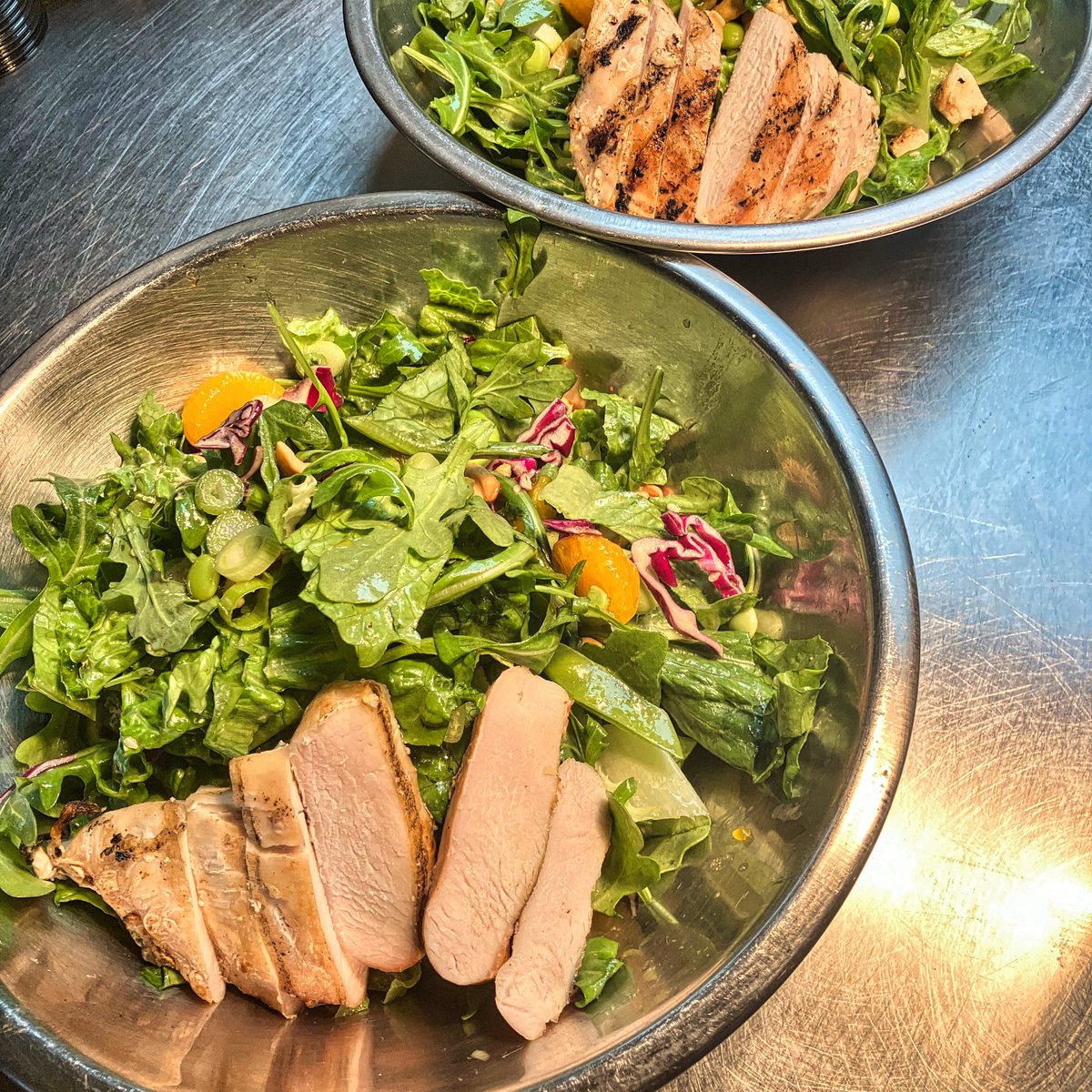 Perfect weather for this weekend special at Dan's!
Asian Chicken Salad with grilled chicken, mandarin oranges, toasted almonds, edamame, scallion, cabbage, and romaine tossed in a sesame vinaigrette!
Bring in your MOM! She will love it! 💐
