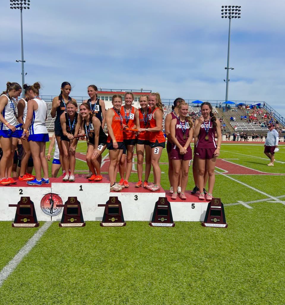 FV_athletics1's tweet photo. Congratulations to our girls… ending the Class 2A State Track Meet with a PR in the 1600 meter relay earning 3rd place in the event with a time of 4:08.79. Congratulations to Brynn Grove, Bentlee Bernard, Harlee Hamar and Josi Hayes!  #jackettrack. https://t.co/8knMfyinwi